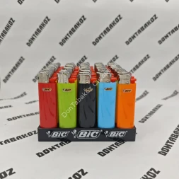 Кремниевая зажигалка Bic (Бик) Микс 
